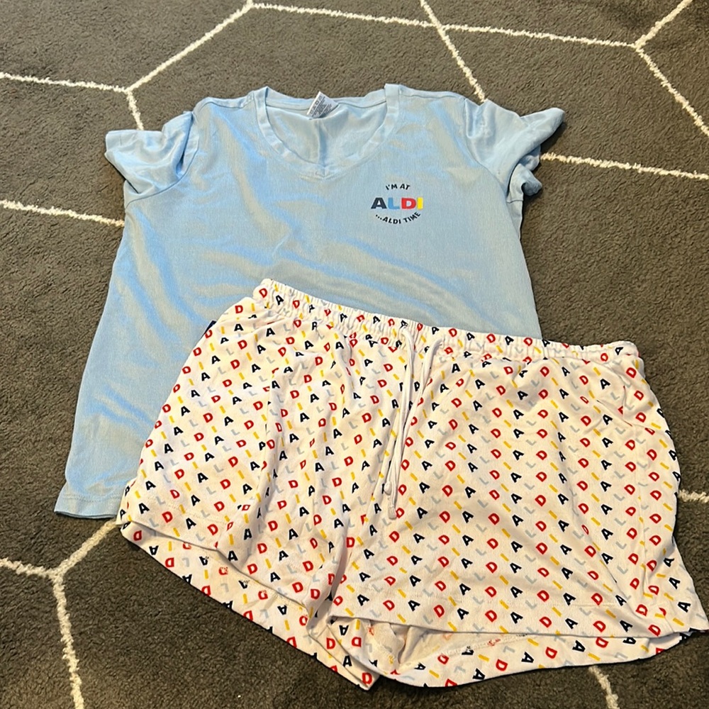 ALDI Blue T-Shirt and Patterned Shorts pajama set